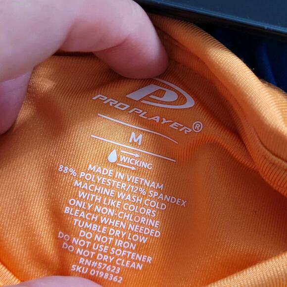 Pro Player Women’s Orange Capri Leggings M & Tank Top L Set Moisture Wicking - Picture 9 of 9